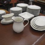 651 4455 DINNER SET